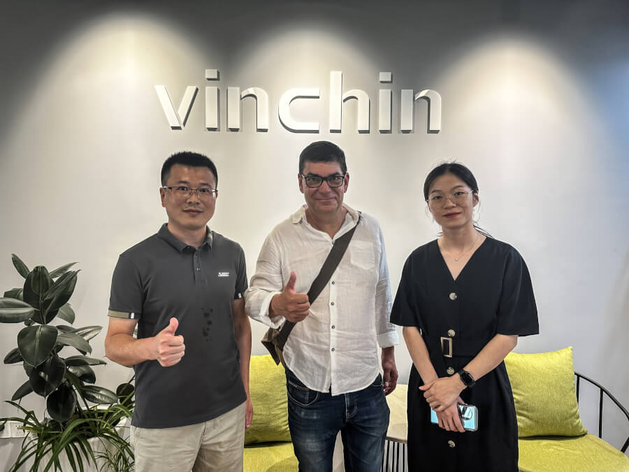 vinchin,backup,recovery,archive,customer,visit,vinchin backup & recovery 8.0,cdp,agentless aws ec2 backup,exchange,cloud,data protection