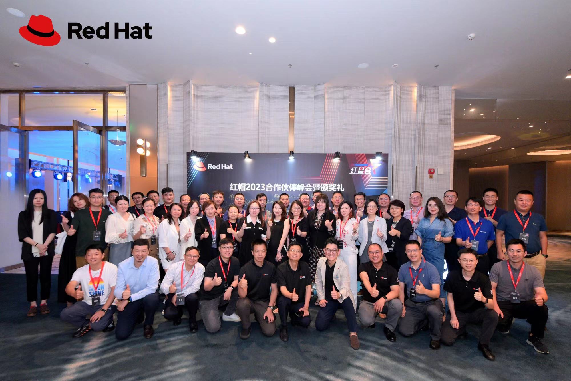 Red Hat 2023 Partner Summit Group Photo.jpg